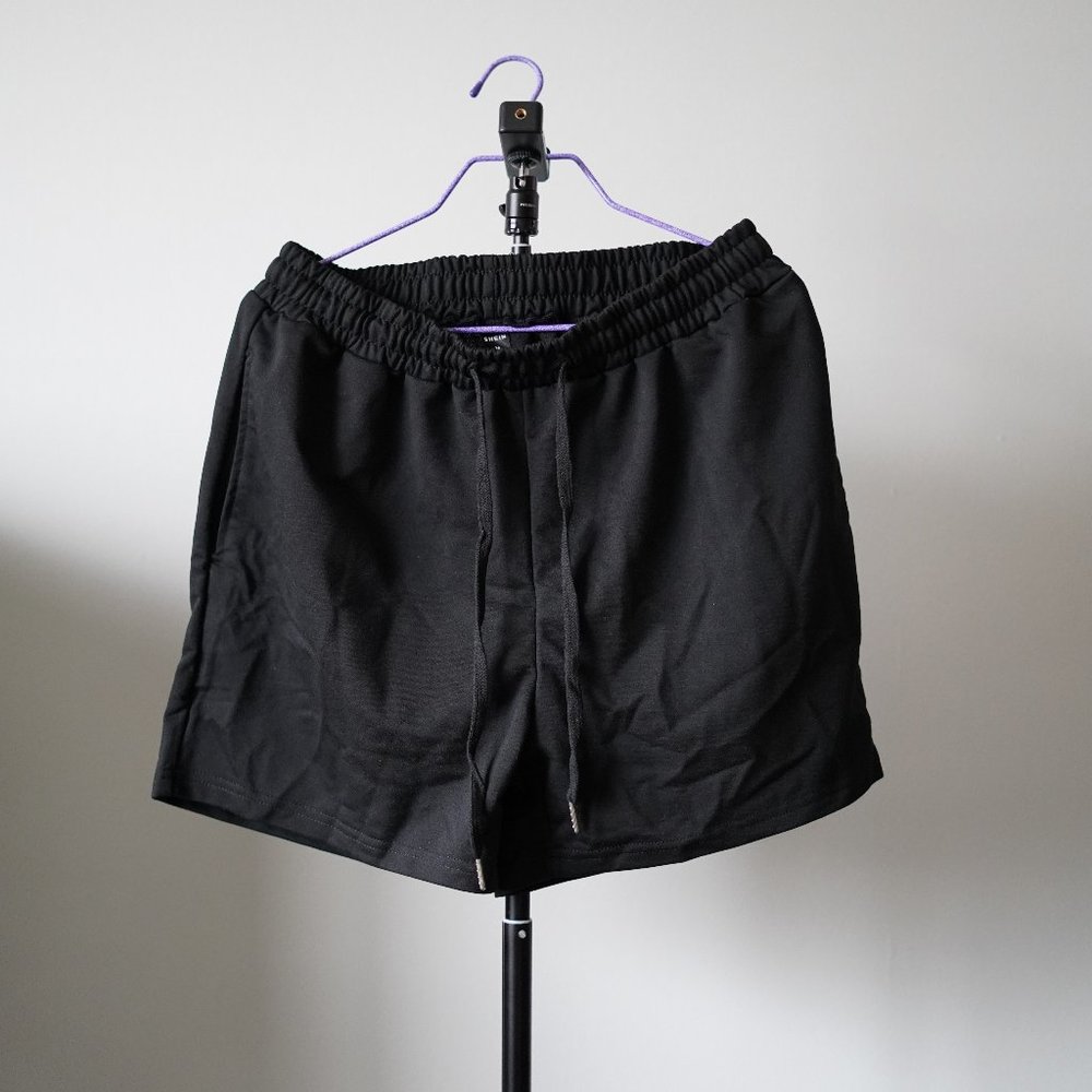 Black 7 Inch Inseam Shorts
